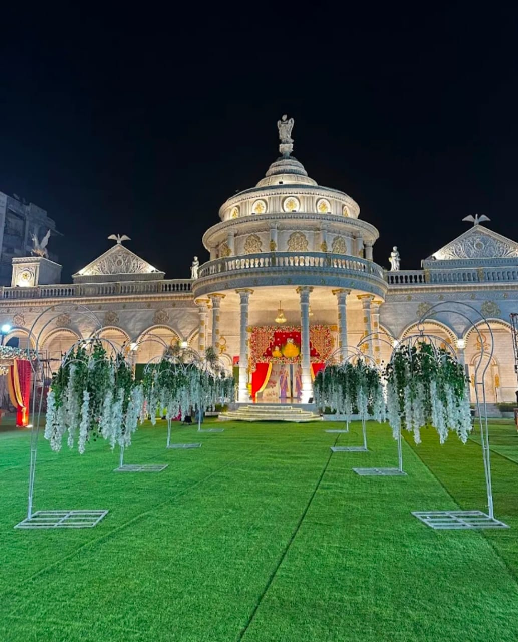  Royal Palace Banquet Hall